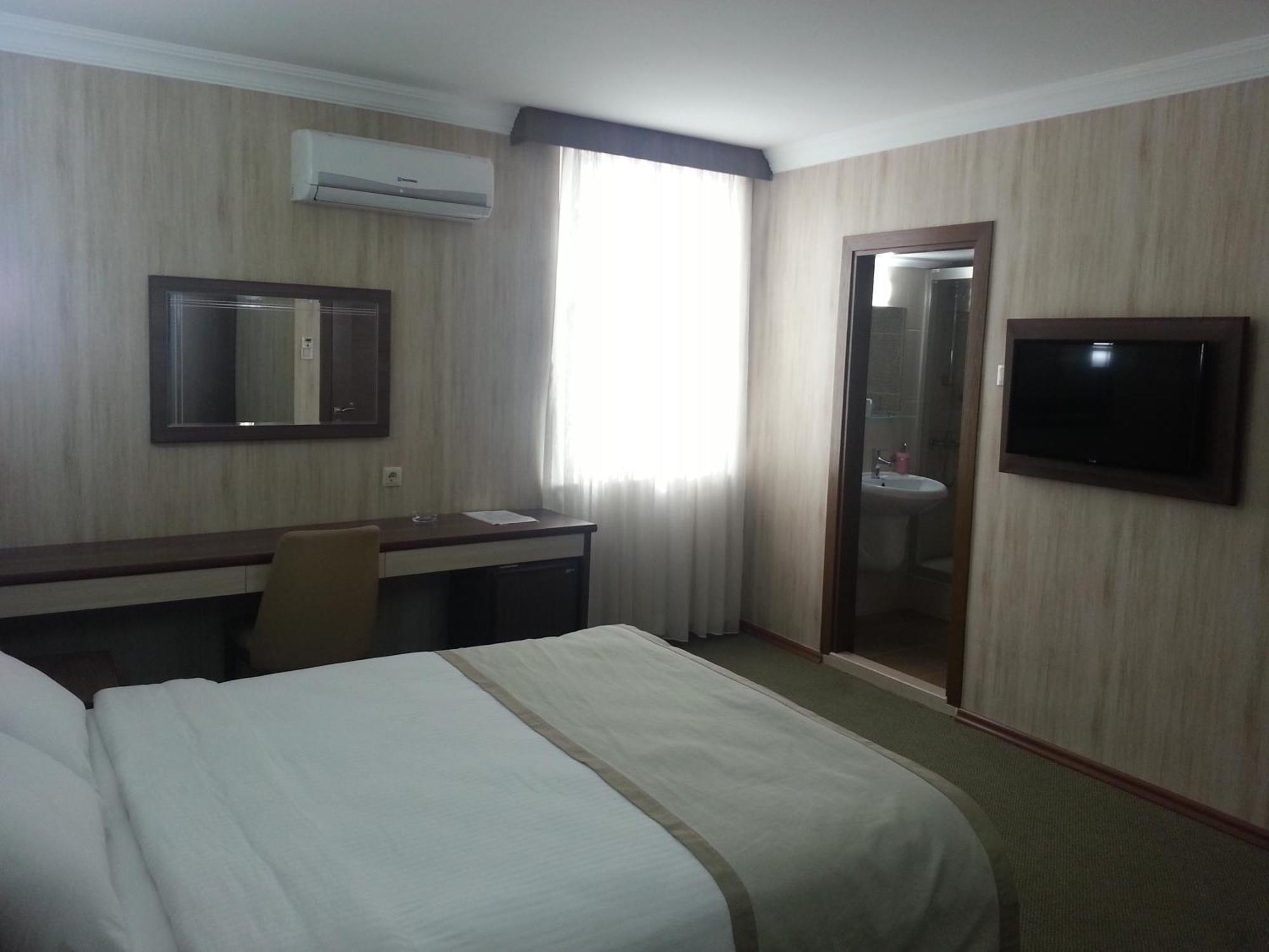Hosta Otel Адана Экстерьер фото
