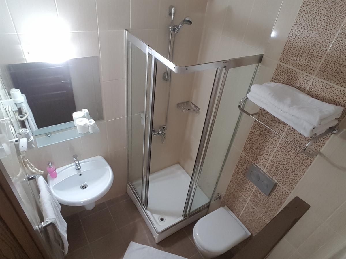Hosta Otel Адана Экстерьер фото